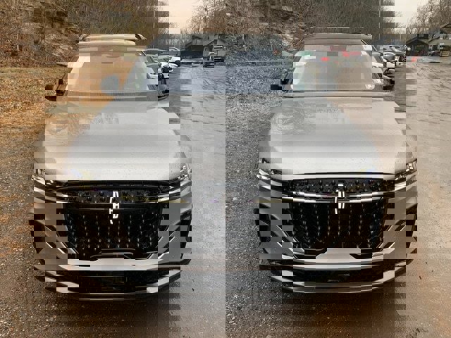 New 2026 Lincoln Nautilus Reserve image 16