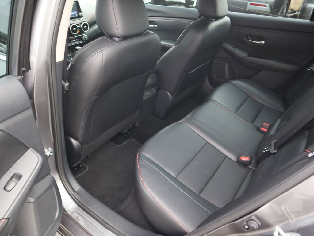 Used 2025 Nissan Sentra SR w/ SR Premium Package image 10