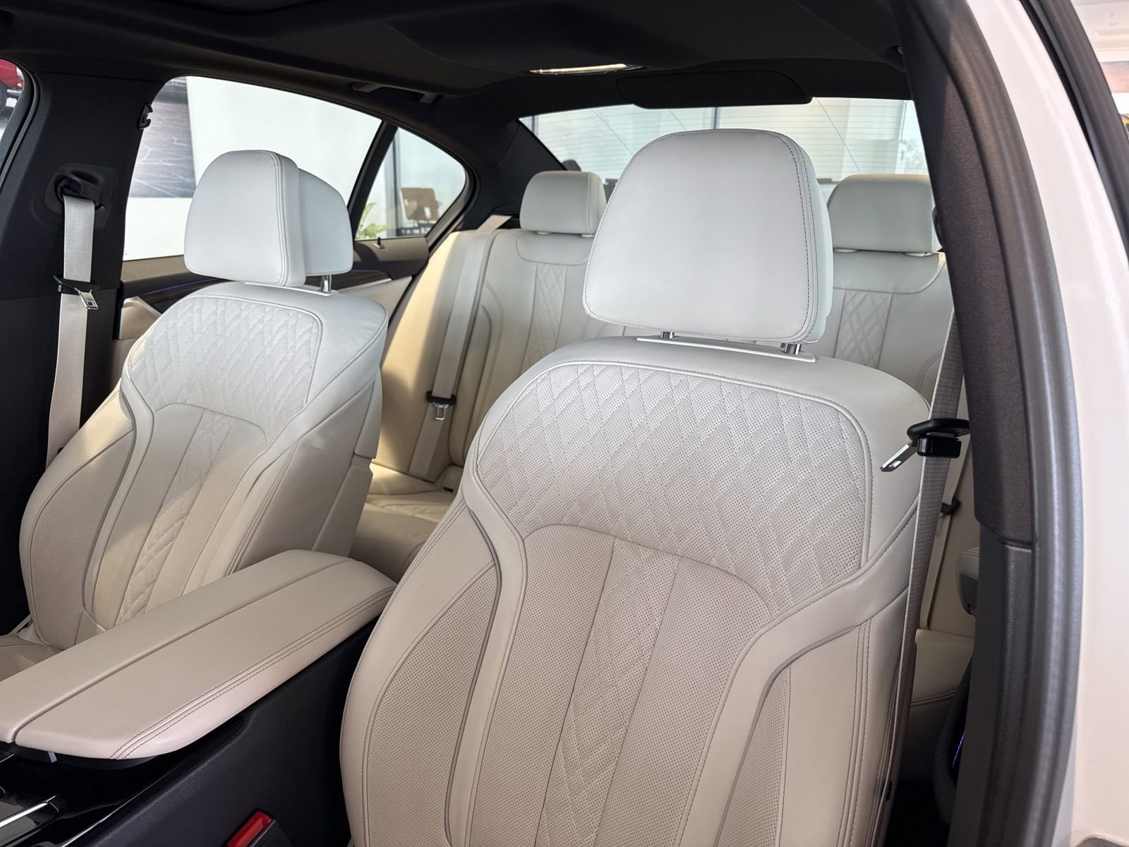 Used 2023 BMW 540i xDrive w/ Premium Package AWD/4WD image 26