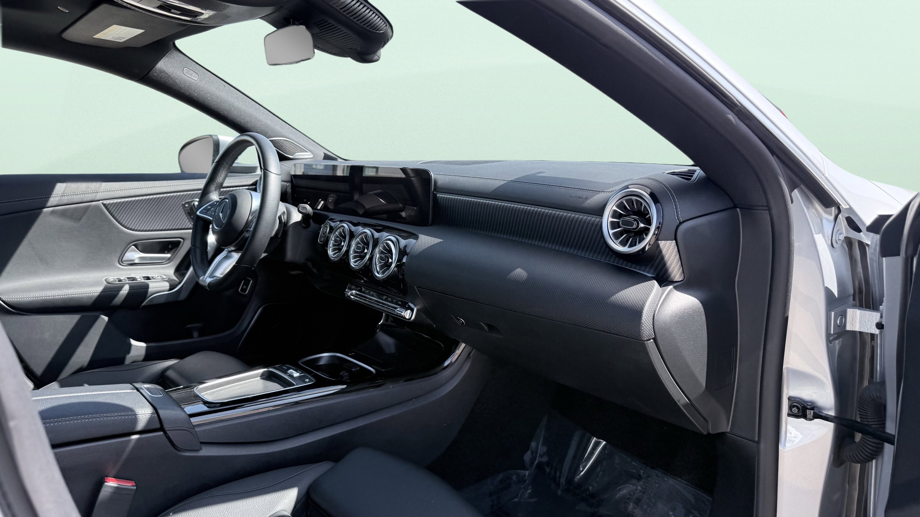 Used 2025 Mercedes-Benz CLA 250 image 54