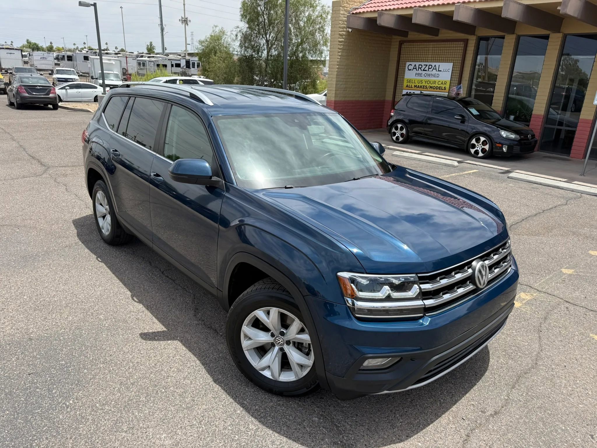 Used 2018 Volkswagen Atlas SE AWD/4WD image 2