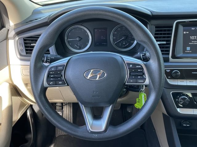 Used 2018 Hyundai Sonata SE w/ Cargo Package image 12