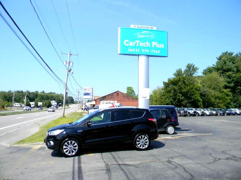 Used 2017 Ford Escape Titanium image 9