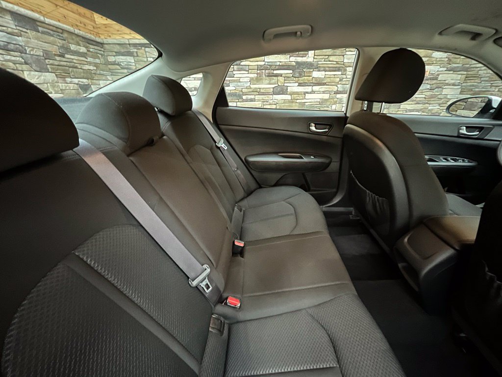 Used 2016 Kia Optima LX FWD image 47