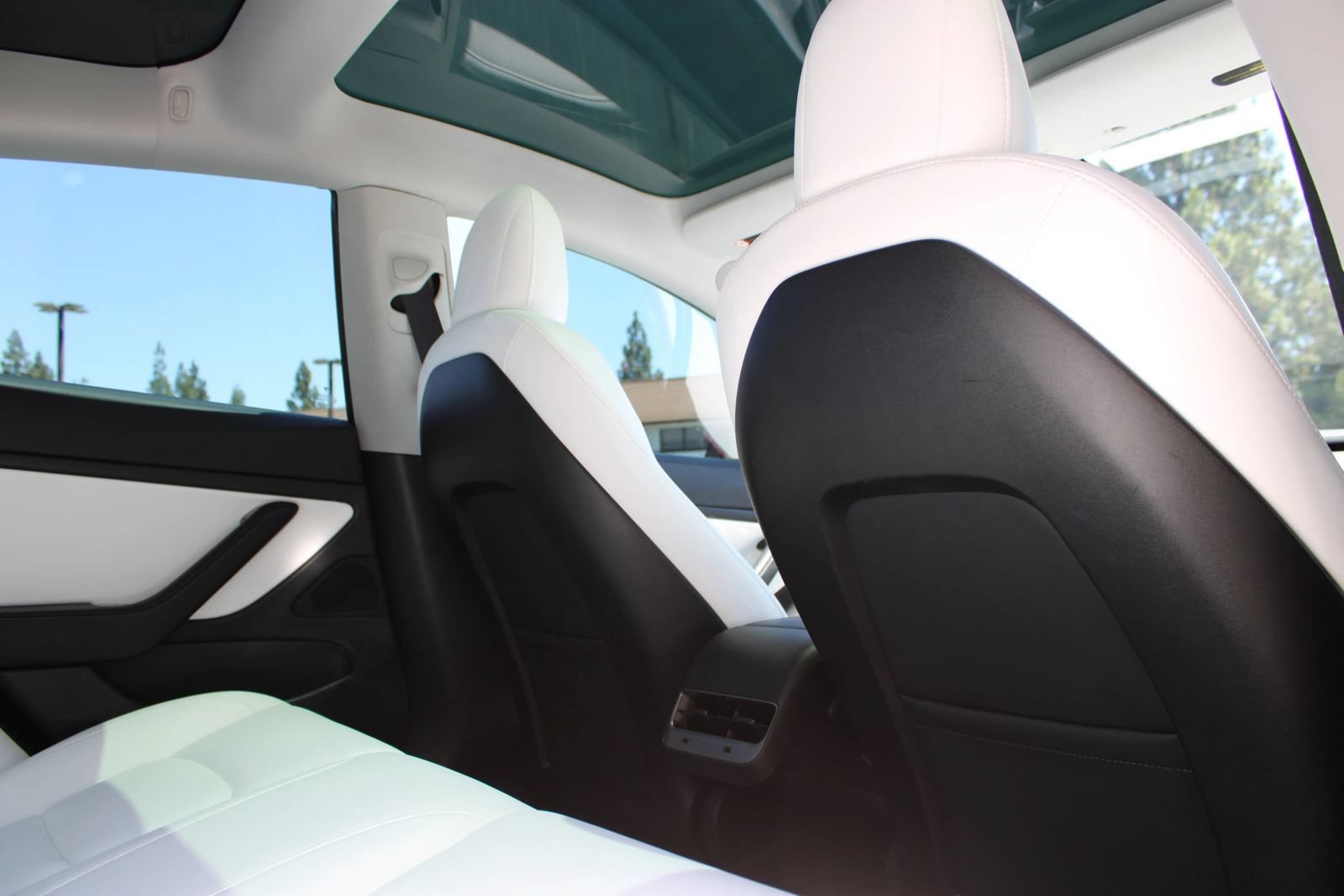 Used 2020 Tesla Model 3 Performance AWD/4WD image 5