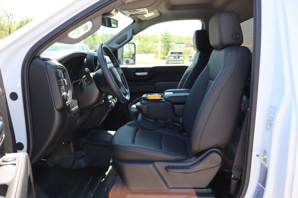 New 2025 Chevrolet Silverado 3500 W/T w/ WT Convenience Package AWD/4WD image 11