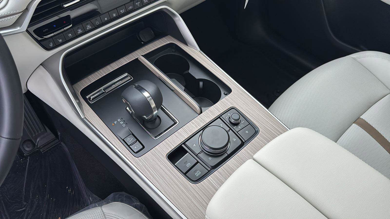 New 2026 MAZDA CX-90 3.3 Turbo w/ Premium Plus Pkg image 18