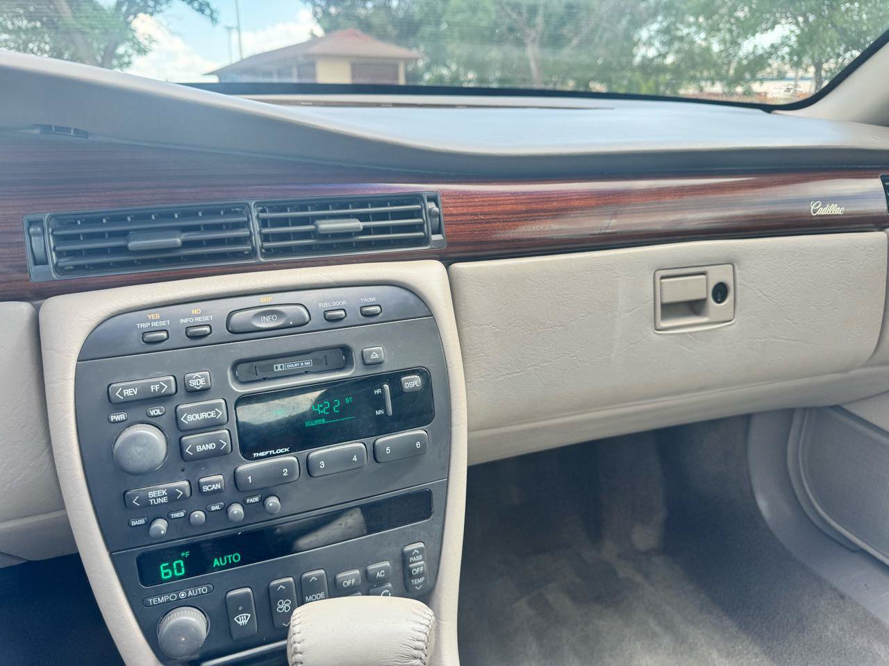 Used 2001 Cadillac Eldorado ESC w/ Comfort/Convenience Pkg FWD image 15