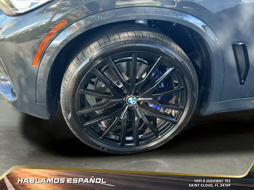 Used 2021 BMW X5 M50i w/ Parking Assistance Package image 10