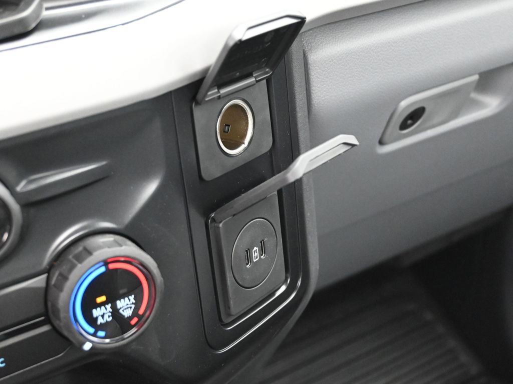 New 2026 Ford F250 XL w/ XL Chrome Package image 19