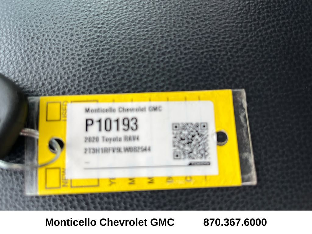 Used 2020 Toyota RAV4 LE image 29