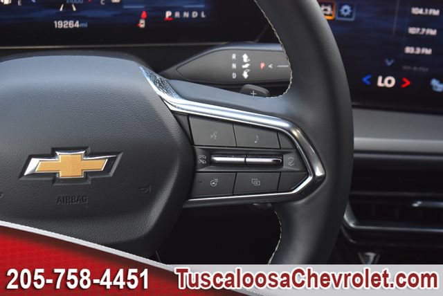 Used 2025 Chevrolet Traverse LT w/ LPO, Floor Liner Package FWD image 31