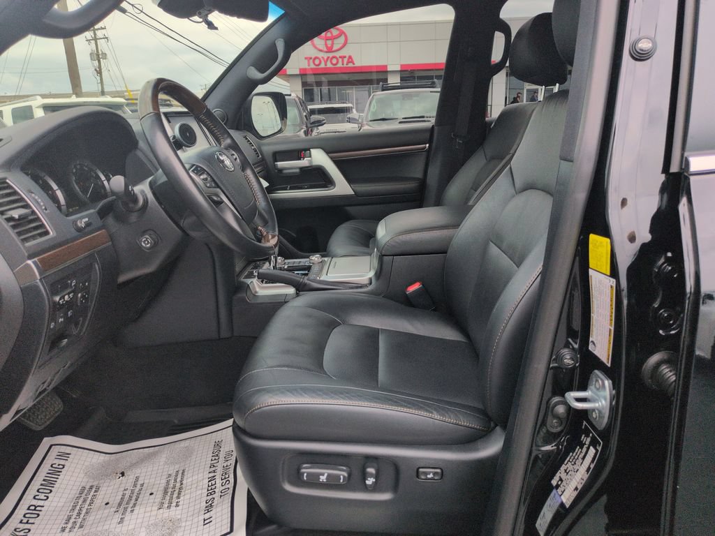 Certified 2020 Toyota Land Cruiser Heritage Edition AWD/4WD image 9