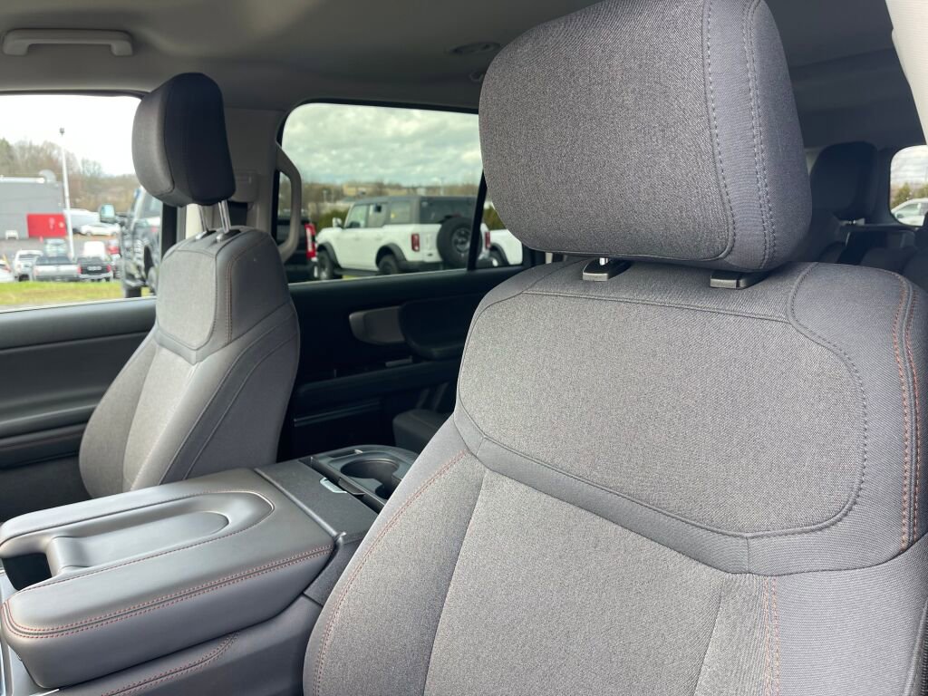 Certified 2025 Ford Expedition Max Active image 6