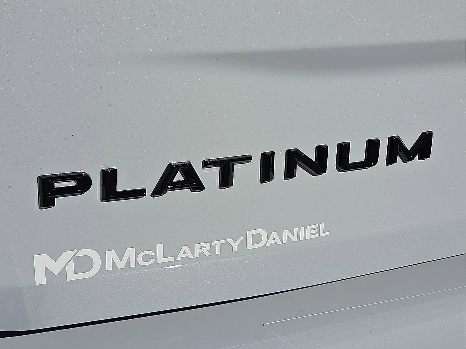 New 2026 Ford Expedition Platinum w/ Stealth Performance Package AWD/4WD image 8