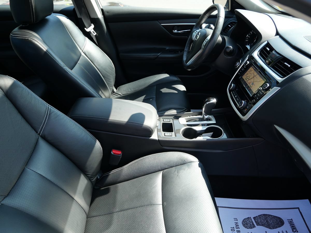 Used 2018 Nissan Altima 2.5 SV w/ 2.5 SV Technology Package FWD image 18