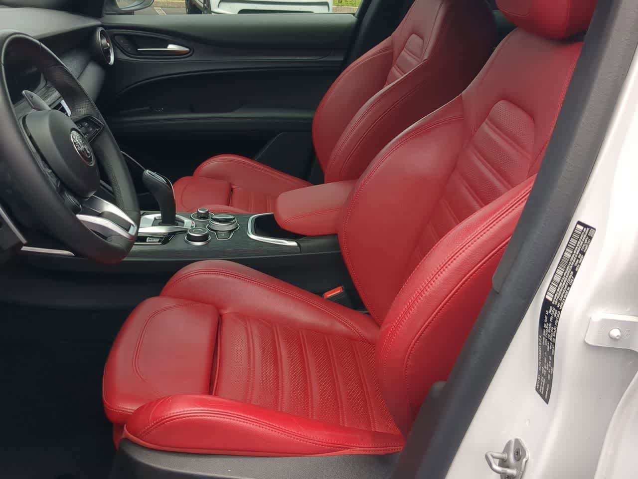 Used 2023 Alfa Romeo Stelvio Sprint AWD/4WD image 16