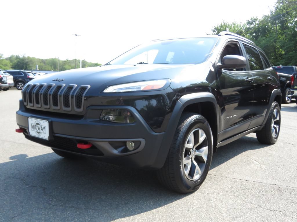 Used 2016 Jeep Cherokee Trailhawk w/ Comfort/Convenience Group AWD/4WD image 1