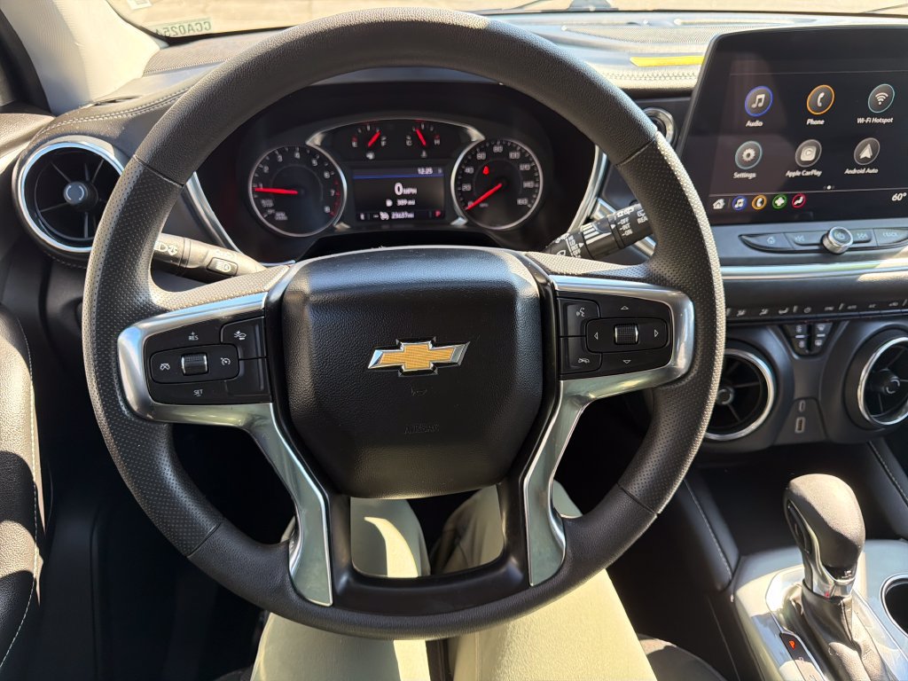 Used 2024 Chevrolet Blazer LT w/ Convenience Package FWD image 17