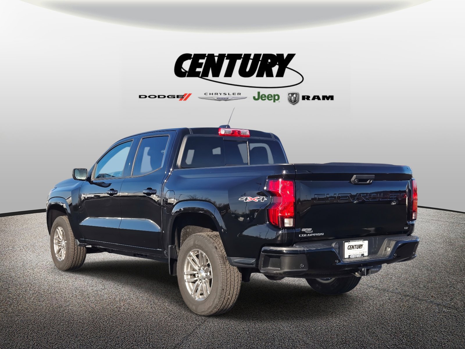 Used 2023 Chevrolet Colorado LT w/ LT Convenience Package II image 6