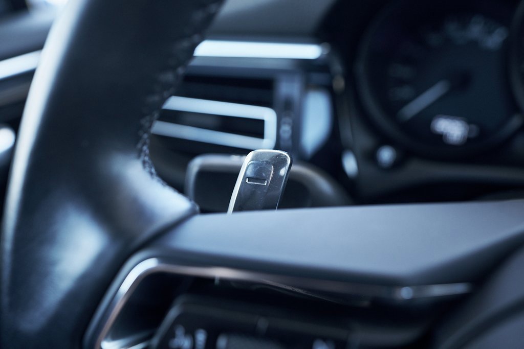 Used 2024 Porsche Macan image 41