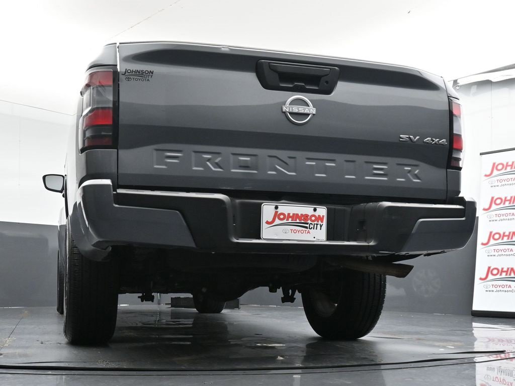 Used 2023 Nissan Frontier SV image 40