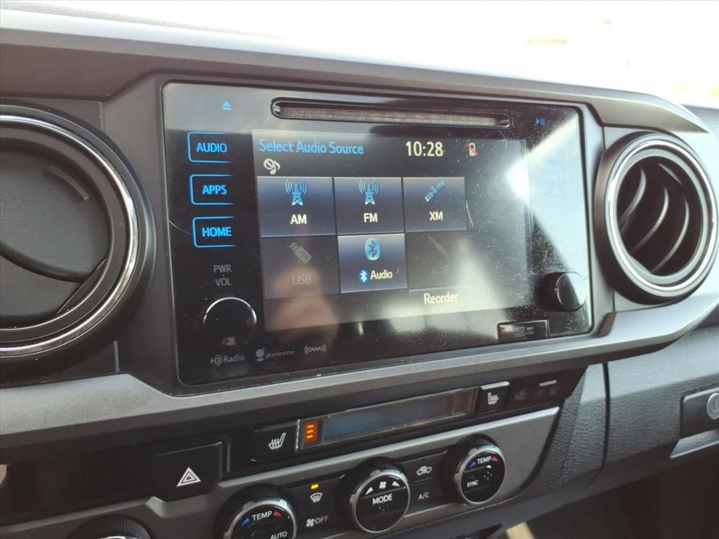 Used 2017 Toyota Tacoma TRD Off-Road image 23