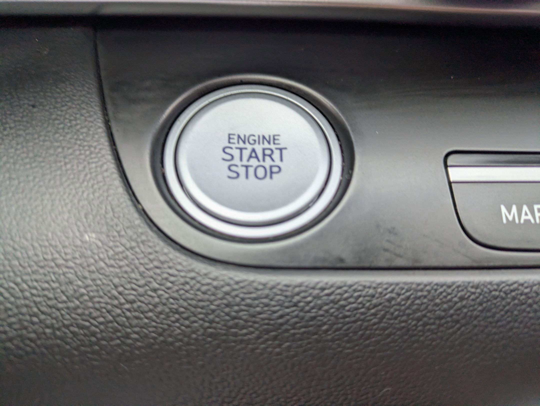 Used 2022 Hyundai Elantra Limited image 21