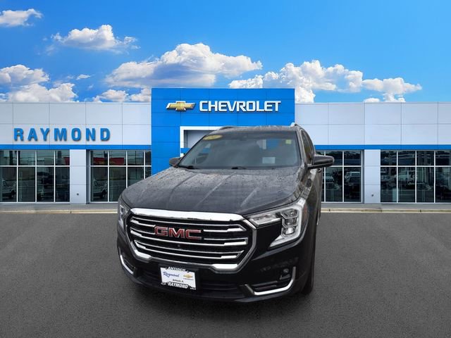Used 2023 GMC Terrain SLT w/ Infotainment Package II AWD/4WD image 8