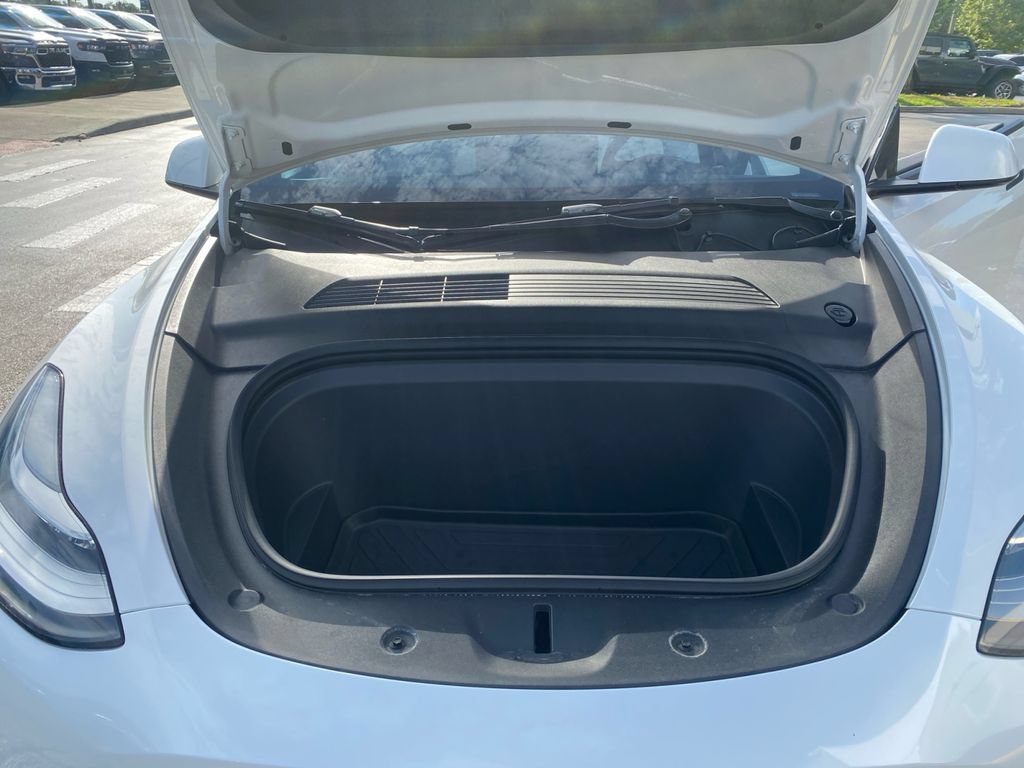 Used 2021 Tesla Model Y Long Range AWD/4WD image 13