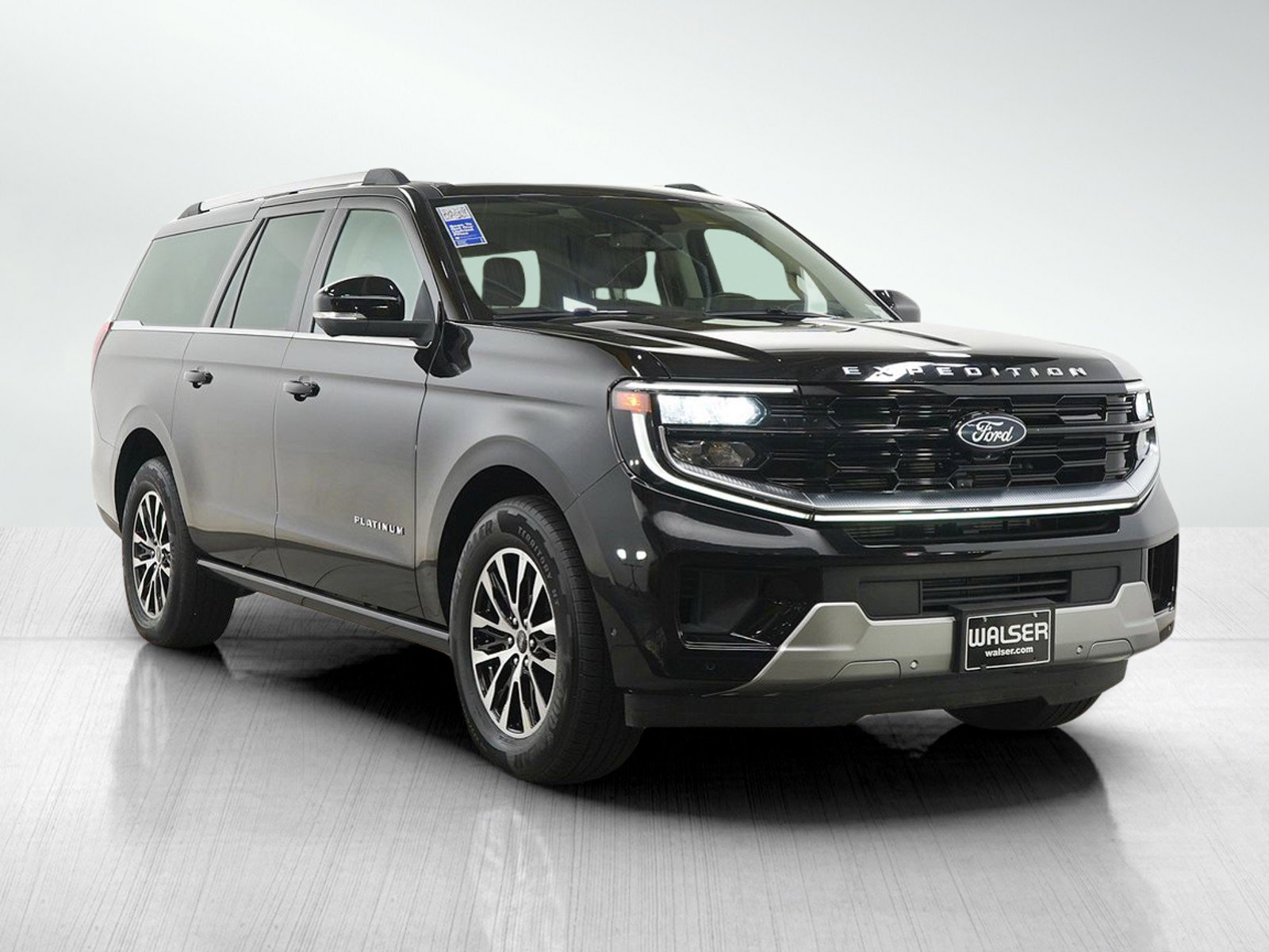 Used 2025 Ford Expedition Max Platinum AWD/4WD image 7