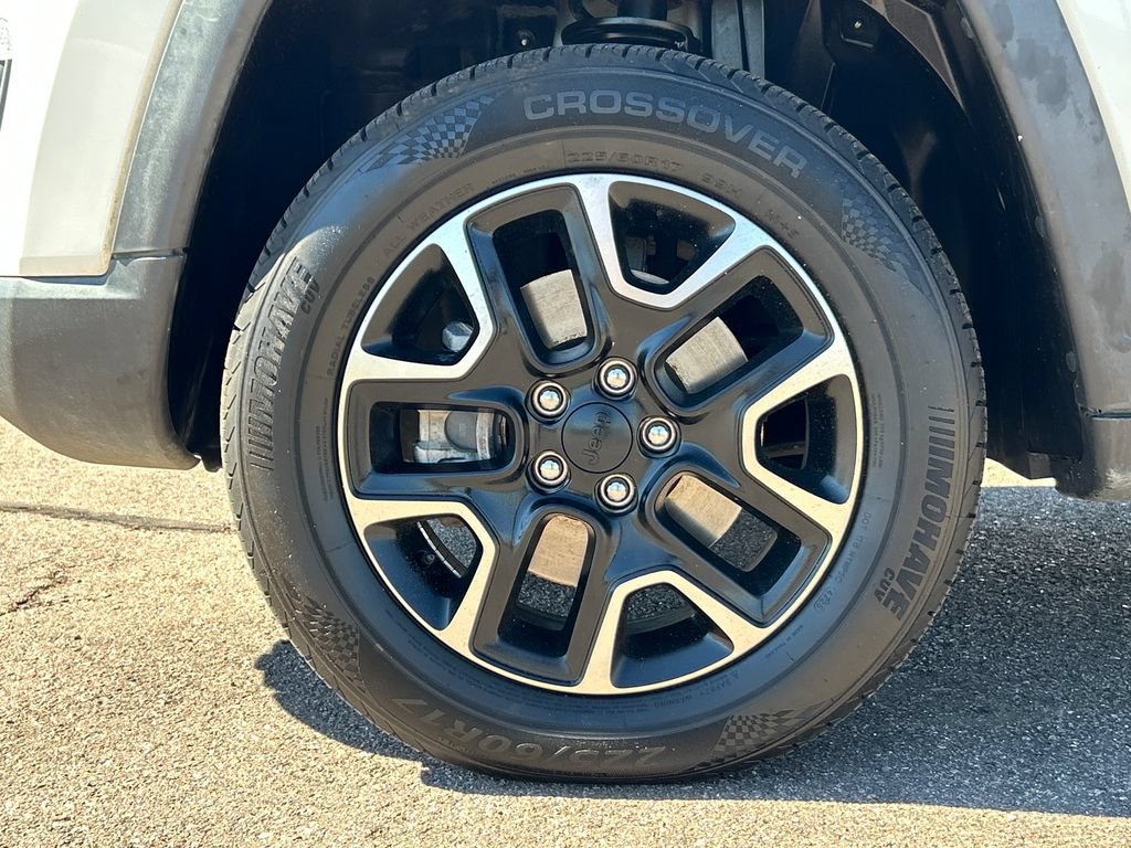 Used 2021 Jeep Compass Trailhawk AWD/4WD image 25