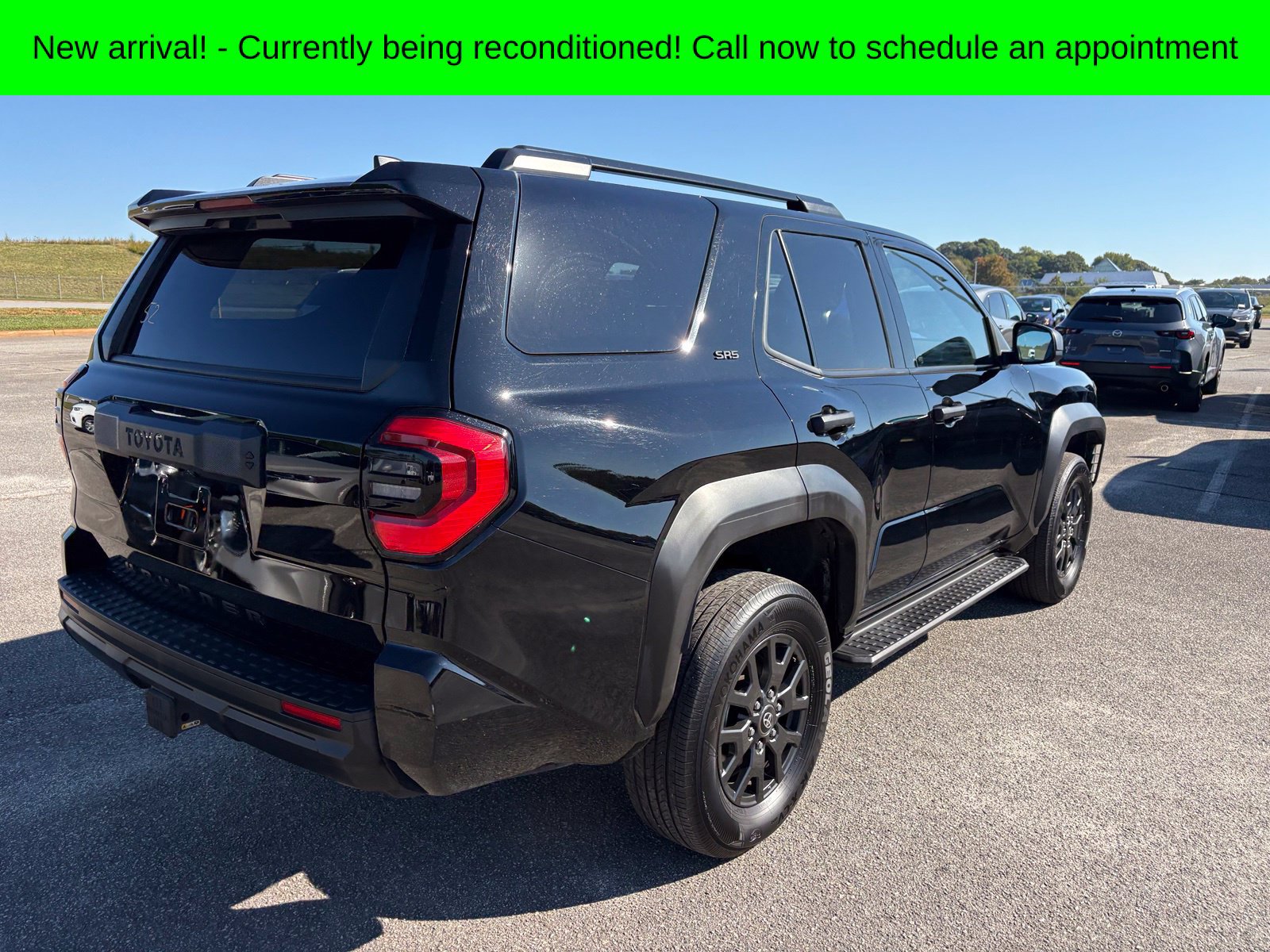 Used 2025 Toyota 4Runner SR5 AWD/4WD image 4