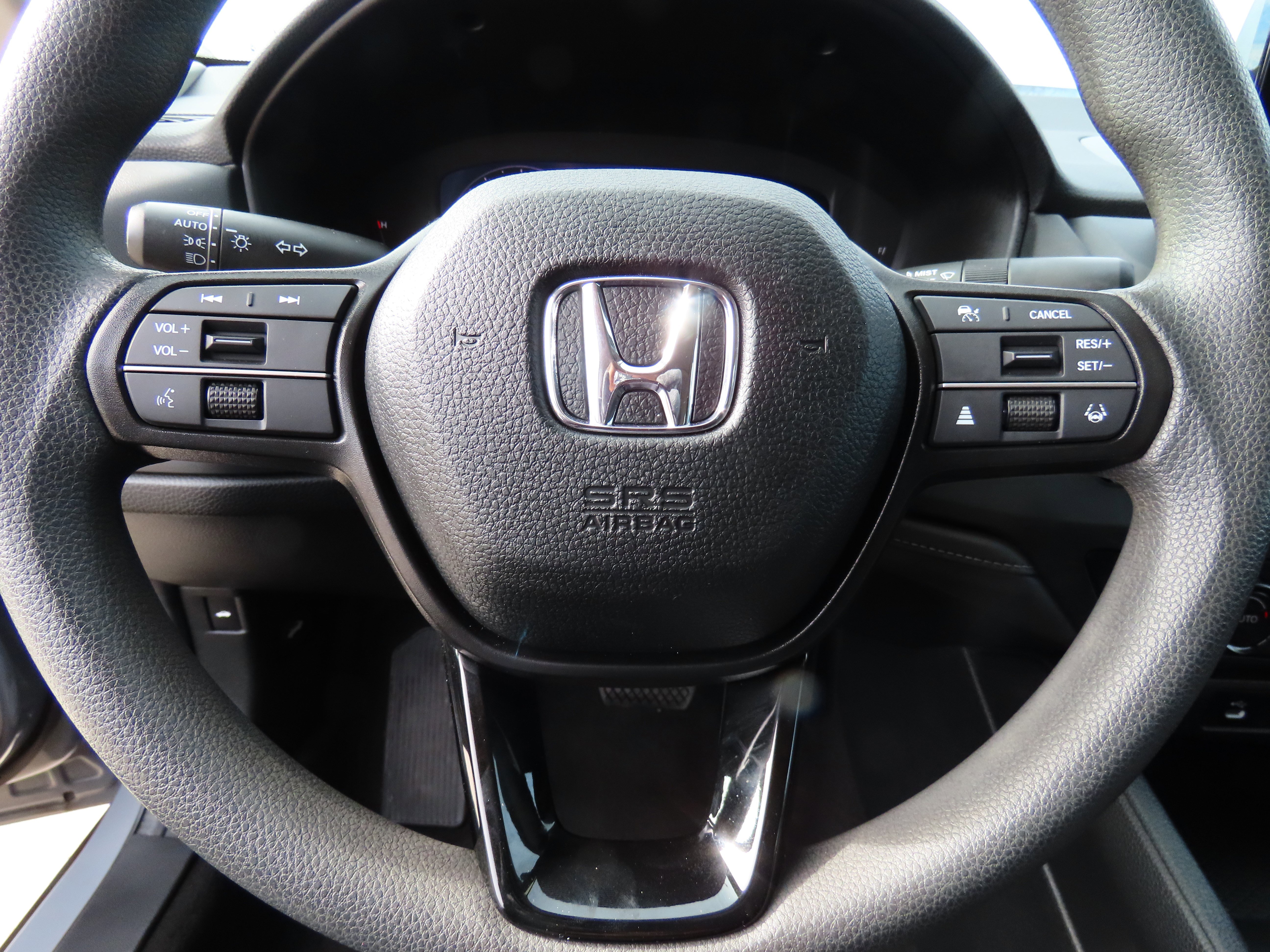 Used 2025 Honda Accord SE image 28