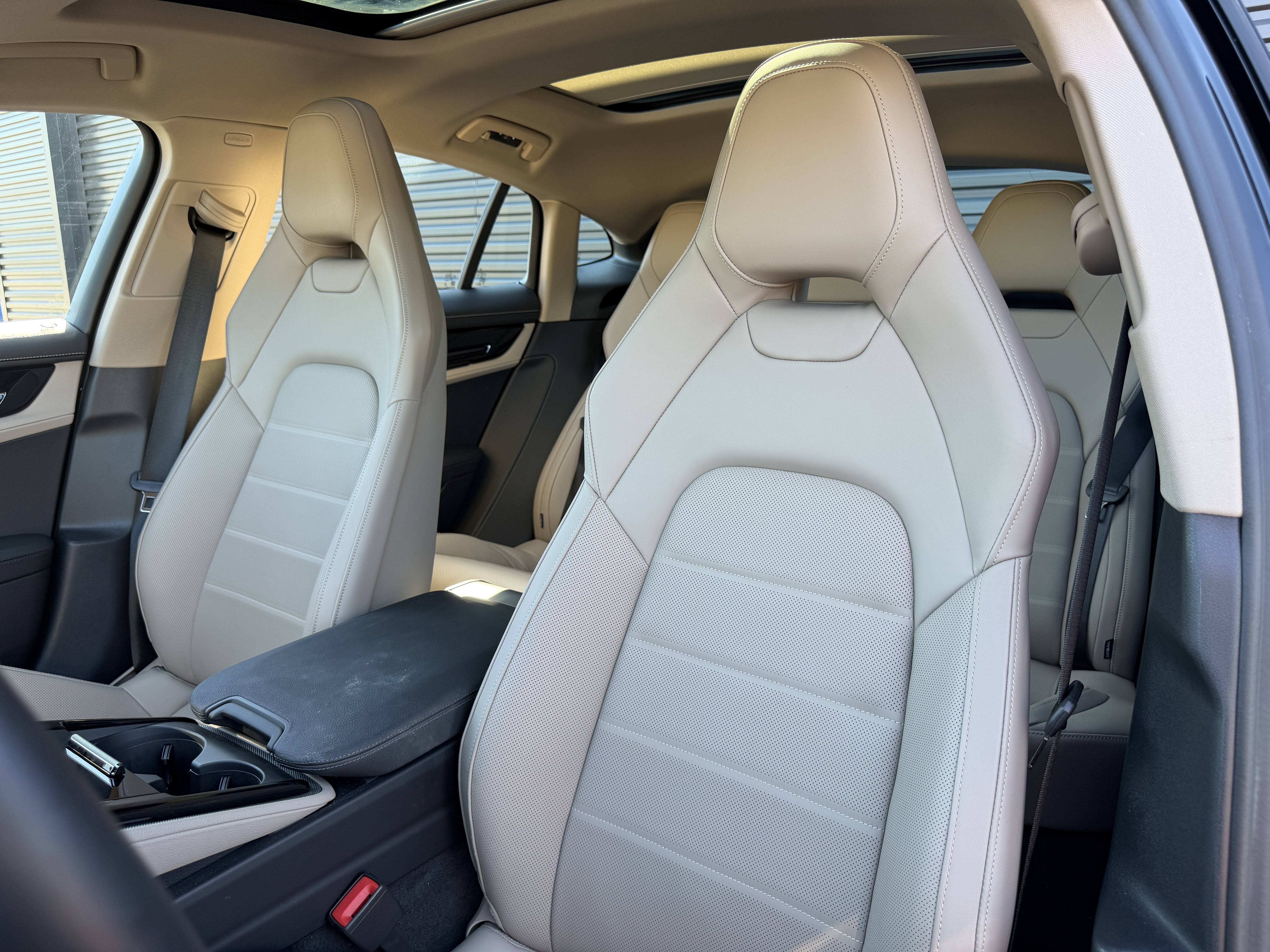 Certified 2026 Porsche Panamera 4 E-Hybrid AWD/4WD image 17