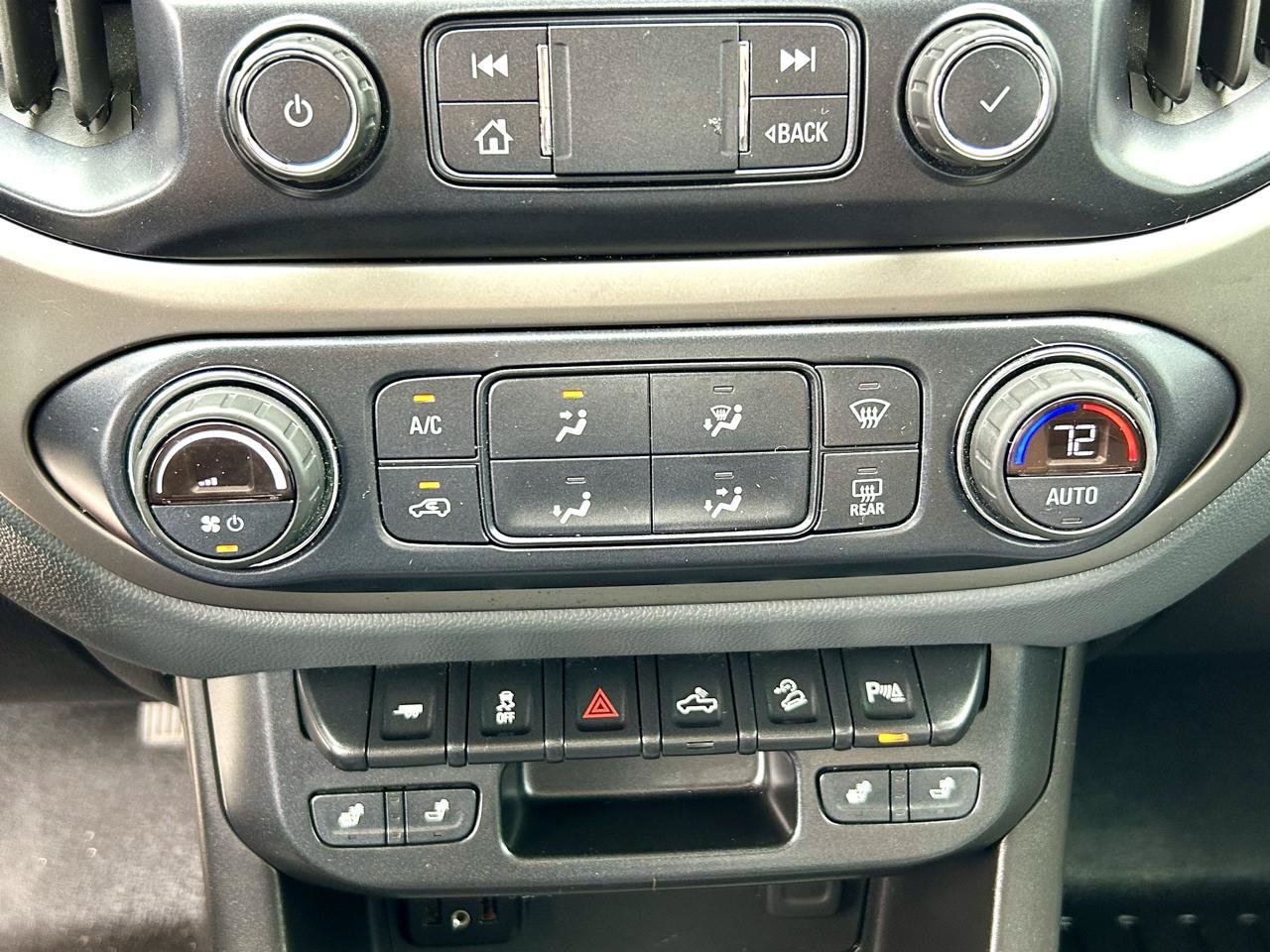 Used 2019 Chevrolet Colorado Z71 RWD image 28