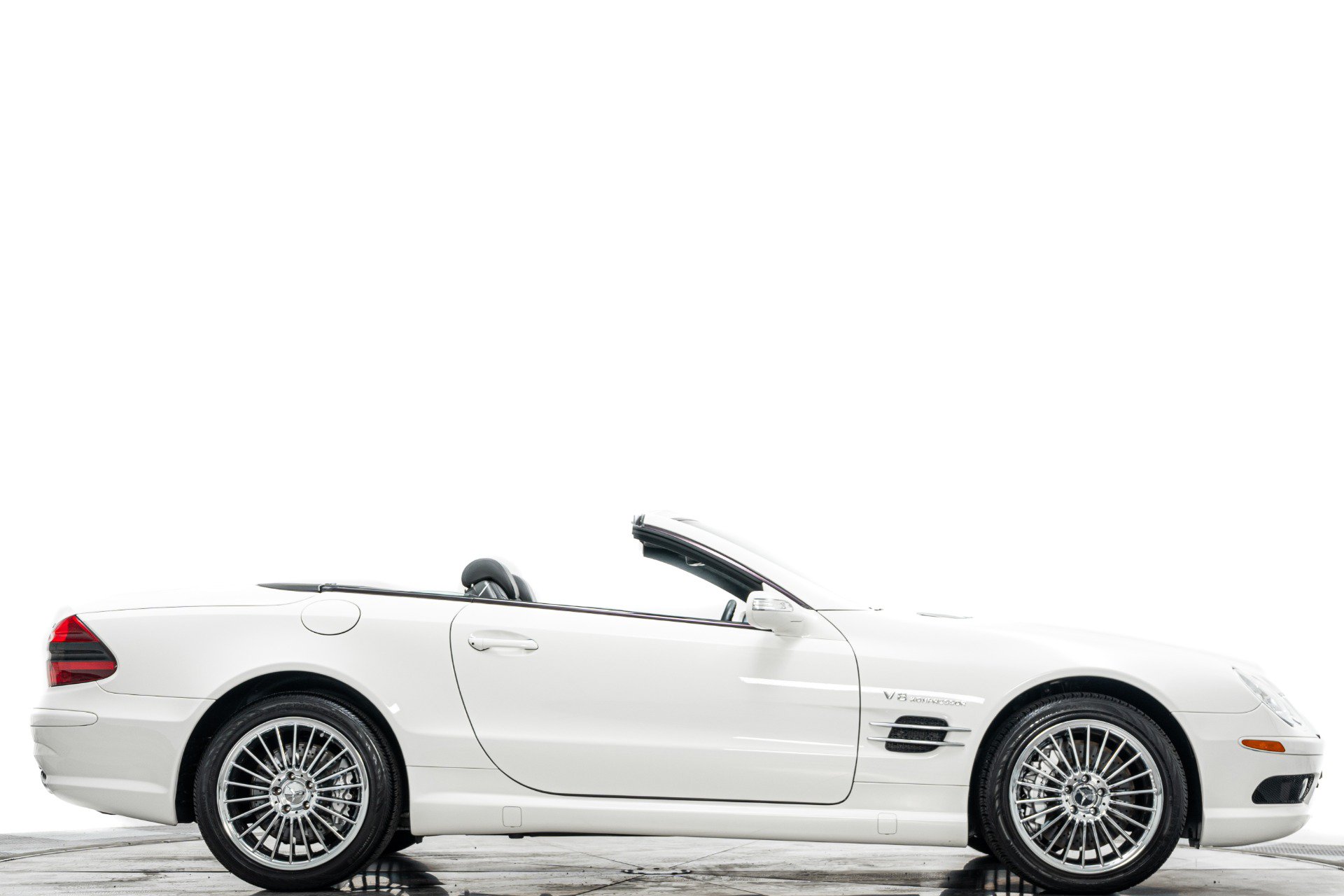 Used 2005 Mercedes-Benz SL 55 AMG image 2