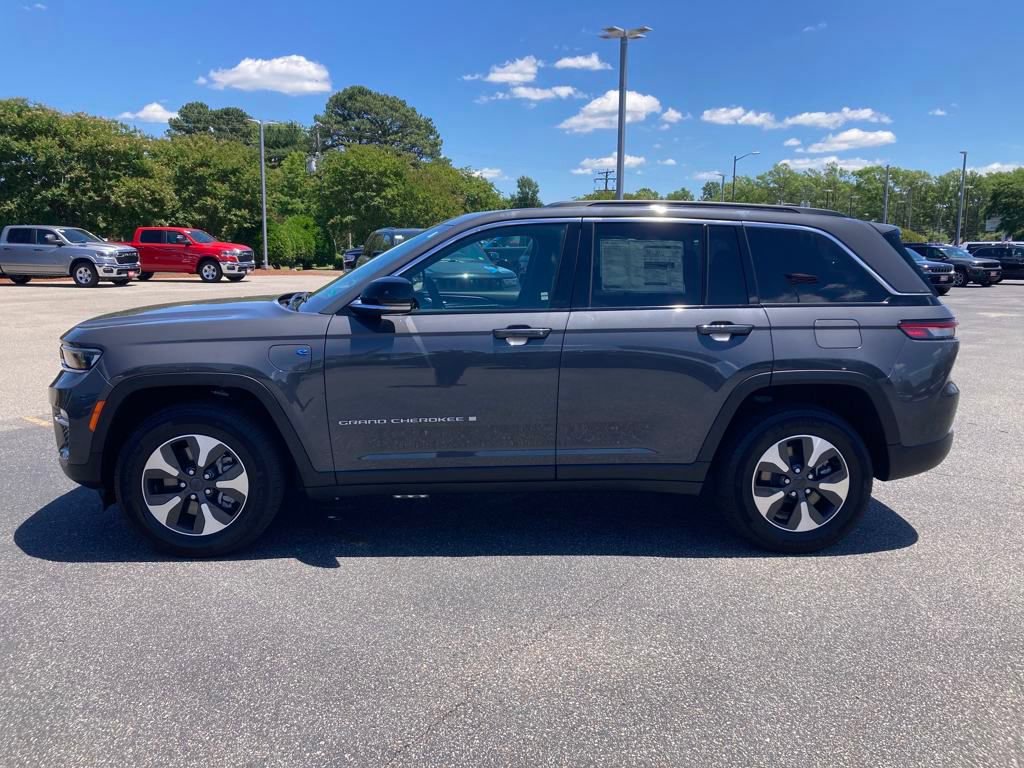 New 2024 Jeep Grand Cherokee Limited 4xe AWD/4WD image 2