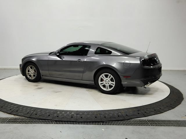 Used 2014 Ford Mustang Coupe RWD image 6