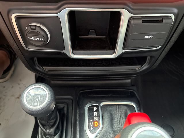 Used 2022 Jeep Gladiator Sport AWD/4WD image 17
