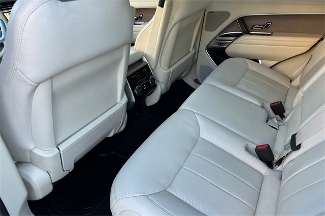 Certified 2023 Land Rover Range Rover SE image 11