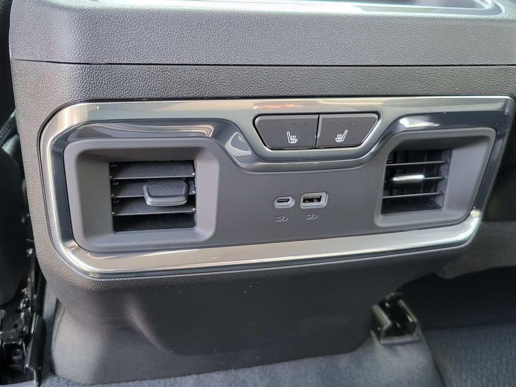 New 2025 GMC Sierra 2500 Denali w/ Denali Reserve Package AWD/4WD image 39
