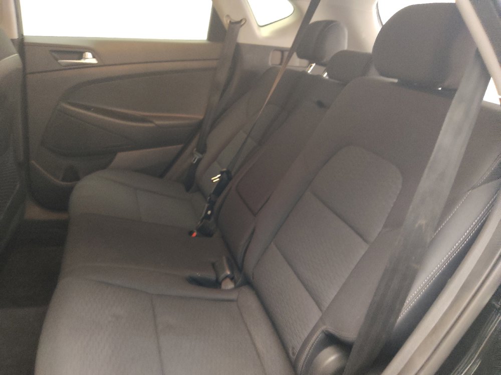 Used 2019 Hyundai Tucson SE FWD image 18
