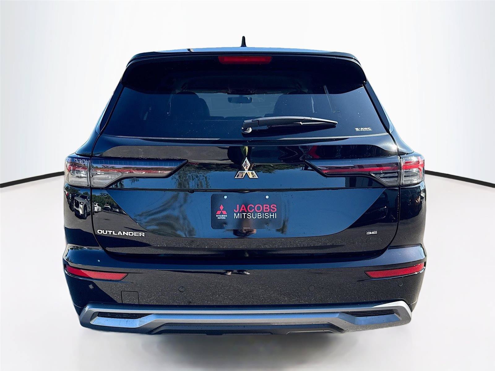 New 2025 Mitsubishi Outlander SE AWD/4WD image 6