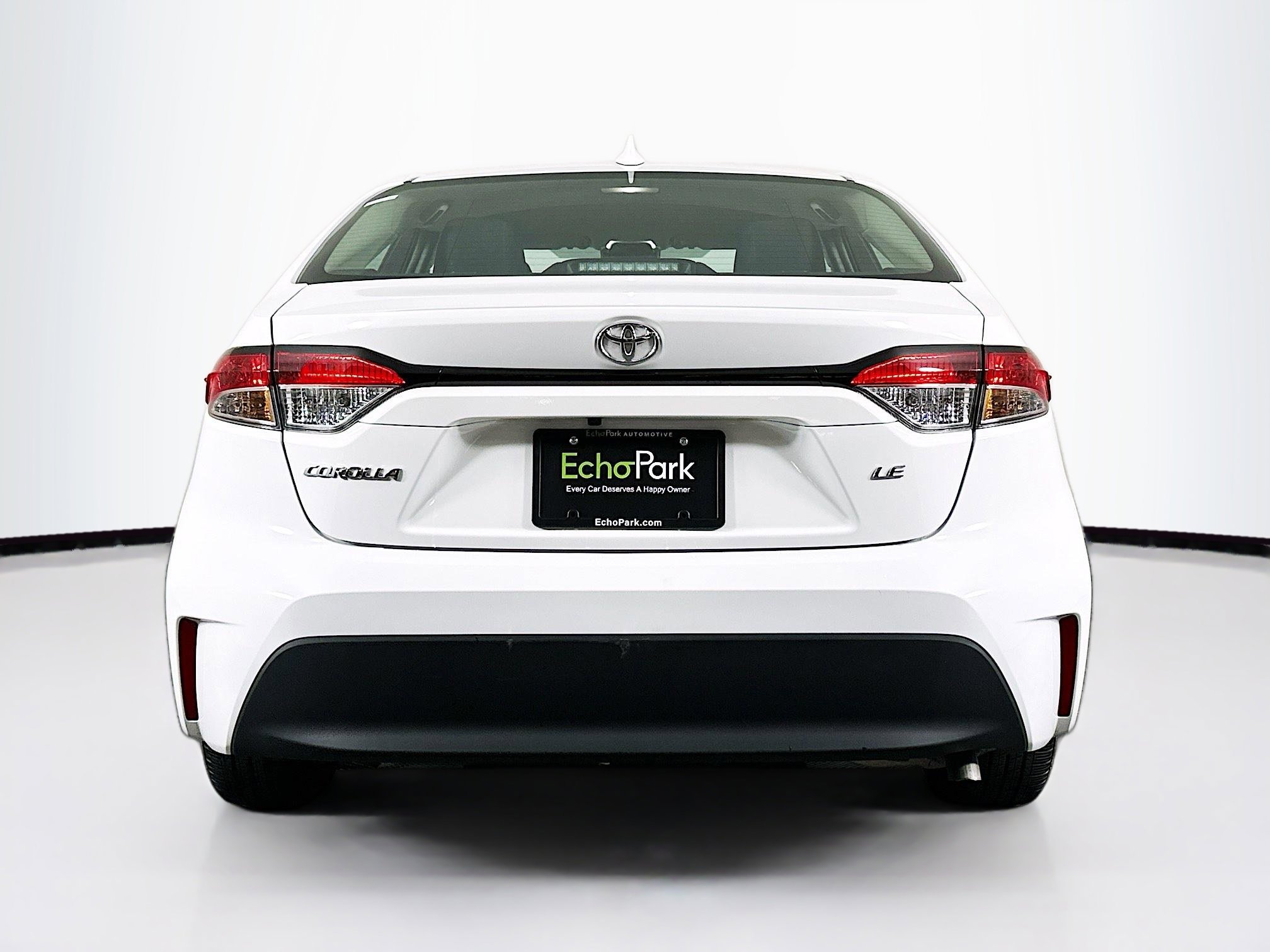Used 2025 Toyota Corolla LE image 7