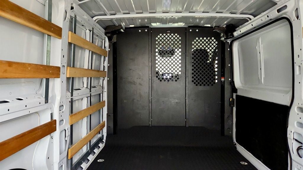 Used 2025 RAM ProMaster 2500 w/ U-Haul Equipment Group FWD image 21