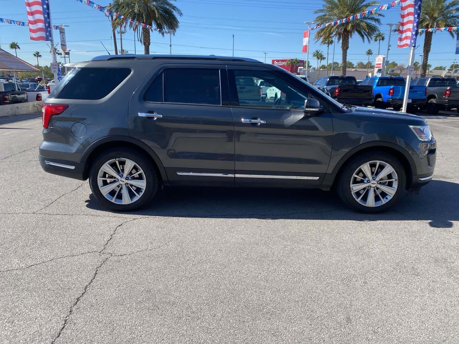Used 2018 Ford Explorer Limited FWD image 4