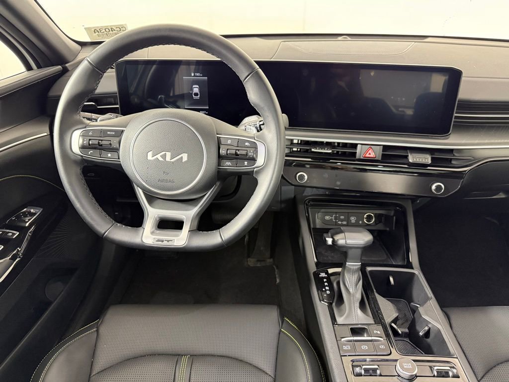 Used 2025 Kia K5 GT image 4
