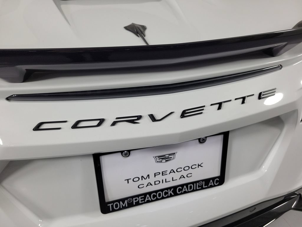 Used 2023 Chevrolet Corvette Stingray Preferred Conv w/ Z51 Performance Package RWD image 5