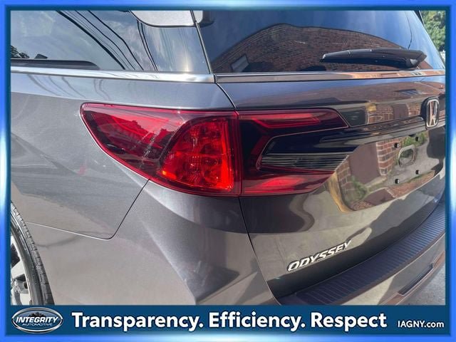 Used 2025 Honda Odyssey EX-L image 11